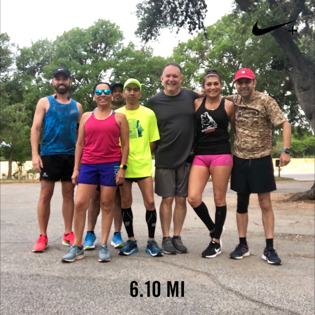 GABruns4fun's tweet photo. Start off #eastersunday 🐣🏃🏽♀️🏃🏽♂️🐇 with some of our #running fam #wolfpackrunningtx #nikerunning #instarunners https://t.co/baZHNQIoKu