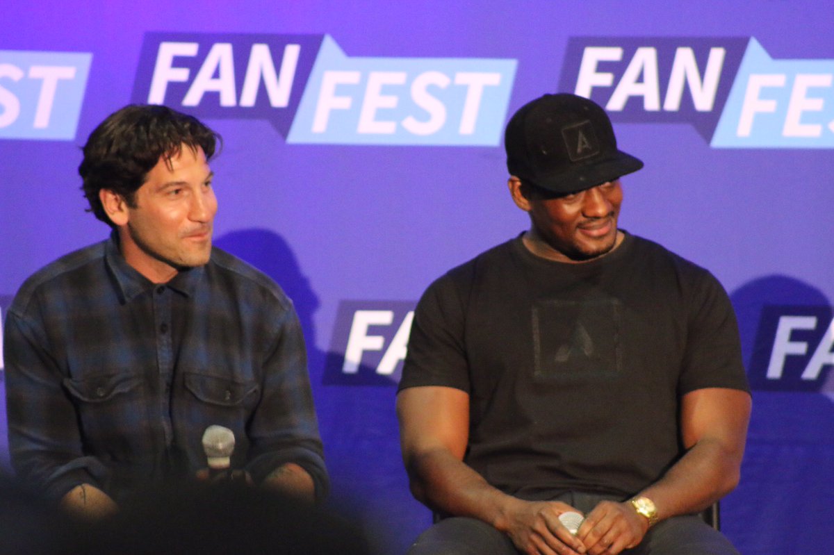 AprilRocks's tweet photo. A few more #JonBernthal & #jasonrmoore pics ๐ธ #wschicago #hvff #twd #thepunisher #conlife https://t.co/un1jLirQE2