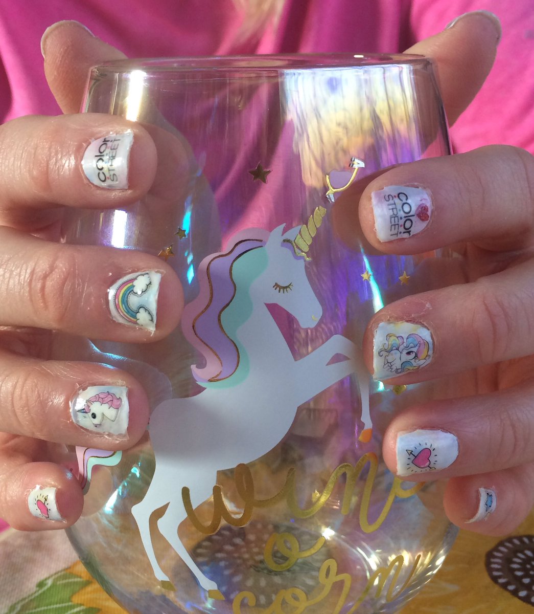 SimpleeSimple2's tweet image. Tinyurl.com/gigglesnails