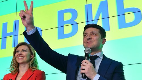 eriknjoka's tweet photo. Volodymyr Zelensky is the first COMEDIAN to become PRESIDENT in the world. #Ukraine #NewGenerationLeadership https://t.co/iiiMPaGRvJ