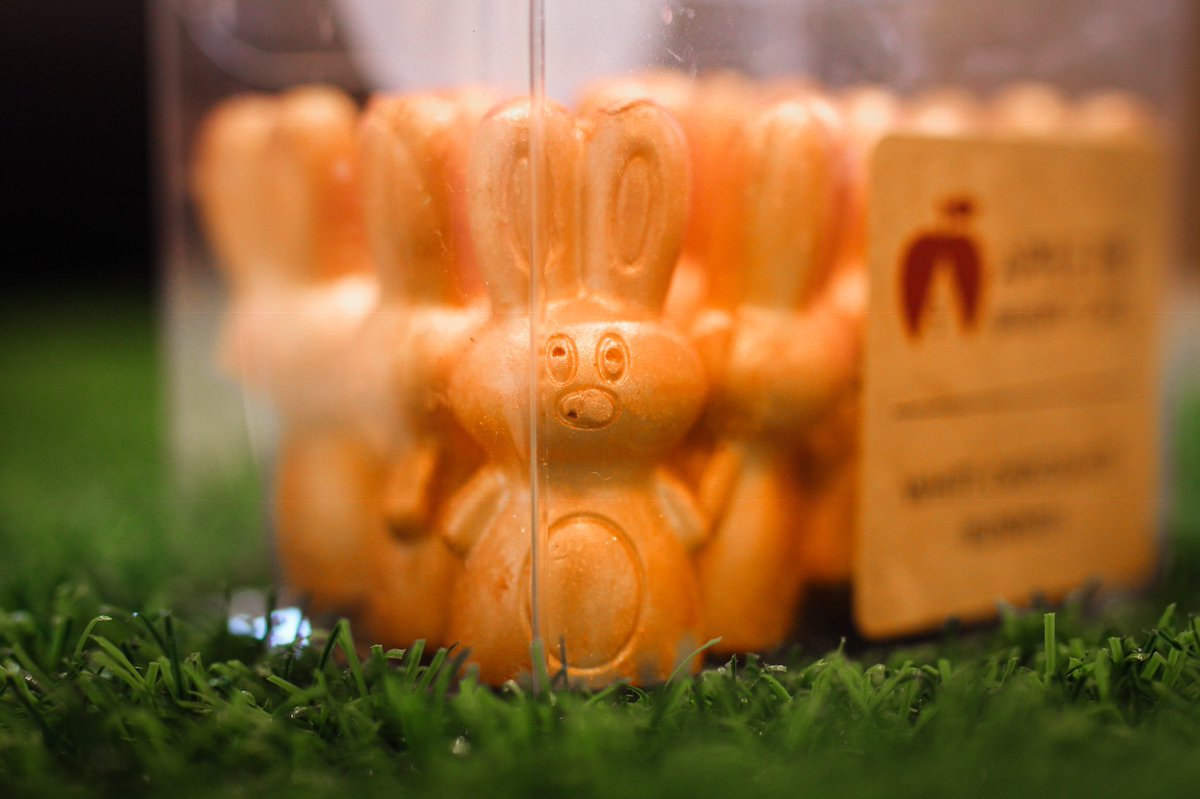 Apple Pie Bakery tweet media