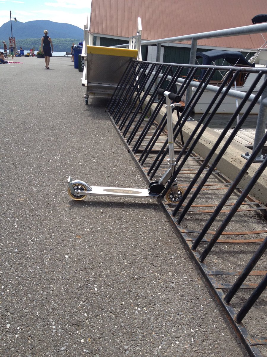 VisavisInvest's tweet photo. 2014 to 2019 , evolution of the #Georgeville, #Quebec ‘#bicycle rack.’  [I think it’s still the same kids using the rack?] https://t.co/gWwcoIpjKi