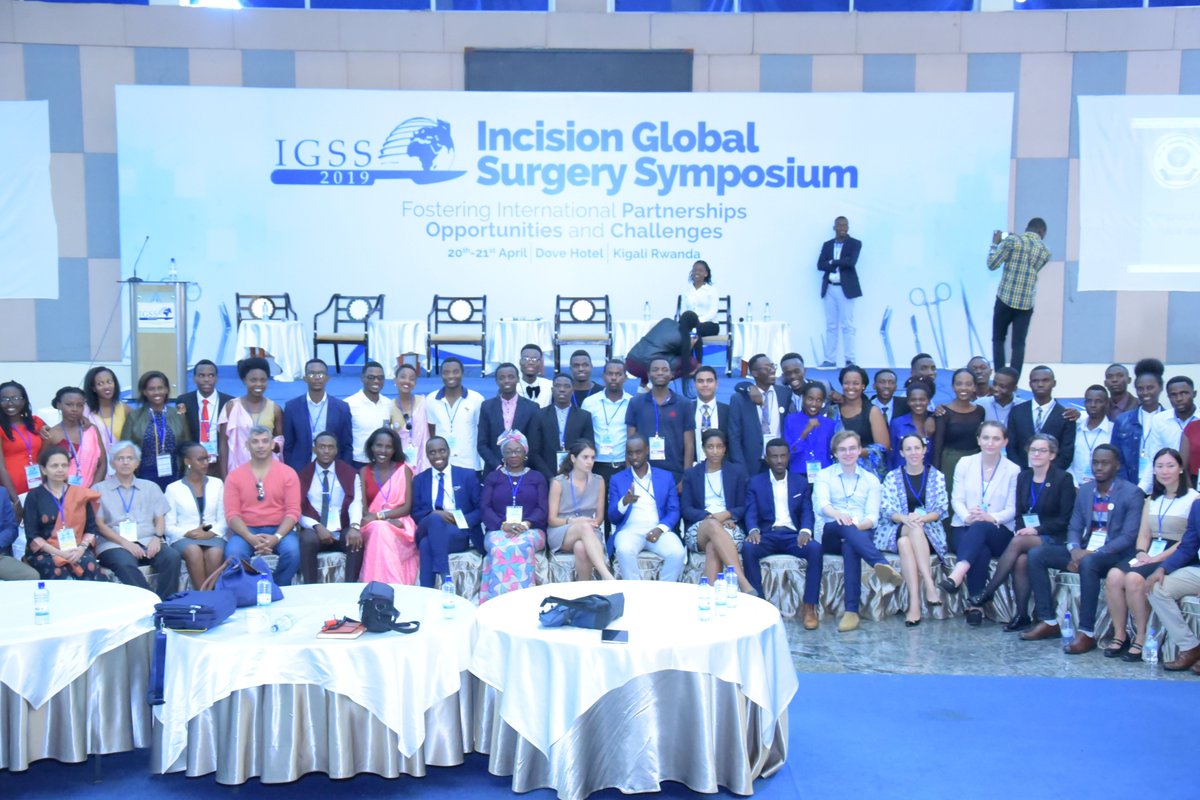 IGSS_InciSioN's tweet photo. the O.C also had a photo with the speakers #IGSS2019Kigali Congratulation to @isaac_Ndayishim @JNiyotwambaza and @mwizemma   for appear in the Symposium photos for the first time (busy🤷‍♂️) https://t.co/KQUDWnQzkB