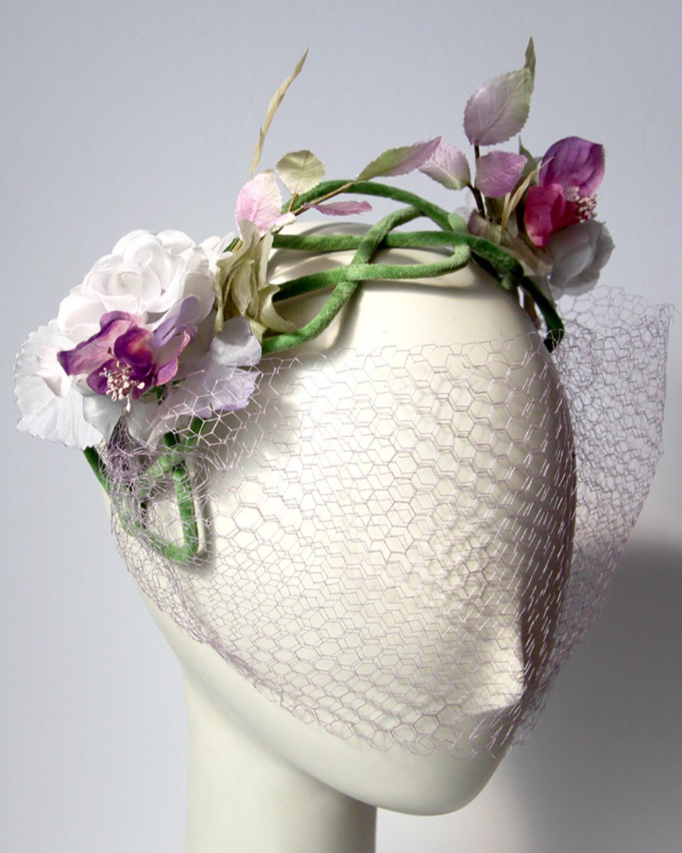 LeahCmillinery's tweet photo. Always get compliments on how you look. You x Leah C. Couture Millinery. Flattering, fun, fantastical. https://t.co/7gmSvieJMV #muse #artist #fantasy #romance #saveveniceball #hautecouture  #designer #love #fashionista #handmade #wedding #art #luxury #bride #beauty #bridal https://t.co/kV6AqrCBmM