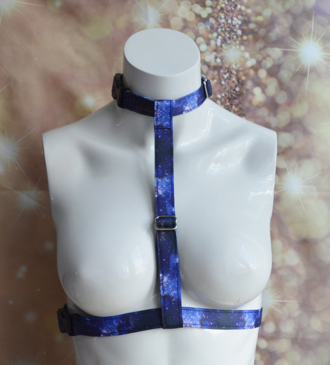 Nekollars's tweet photo. #Puppyplayharness #puppyplaybdsm #puppyplaykink #puppyplaygear #petplaykink #petplayharness - #bucklecollar #bucklecollars #playcollar #kinkcollar #kinkharness #kinkplay #kinkcollar #kinkyshit - #Bodyharness #BodyHarnesses #bodycage #harness - More at our #Nekollars Etsy shop! https://t.co/M3HHGeMCBU