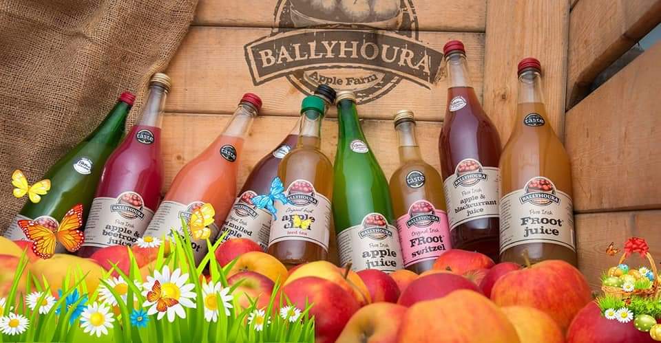 Happy Easter🐰🐣 hope you're enjoying the beautiful sunshine today with our lovely range of juices  #bestapples #applejuice #appleandbeetrootjuice #applechai #redmulledapplejuice