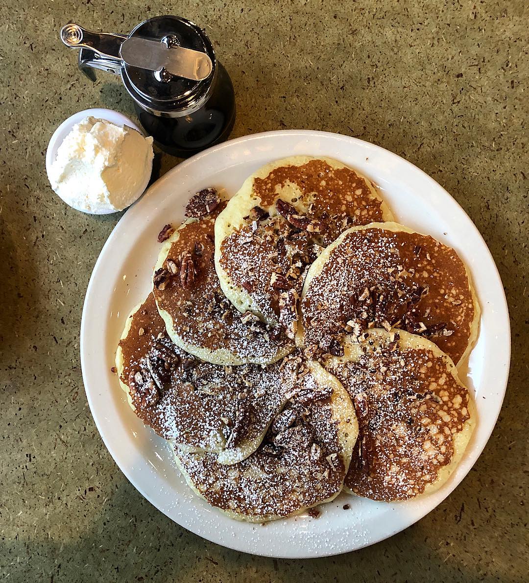 We welcome you to #PancakeParadise—where the maple syrup isn't even necessary! 😋 (IG 📷: <a href="/hello_chancy/">章习</a>) #breakfast #yummy #foods #pnw