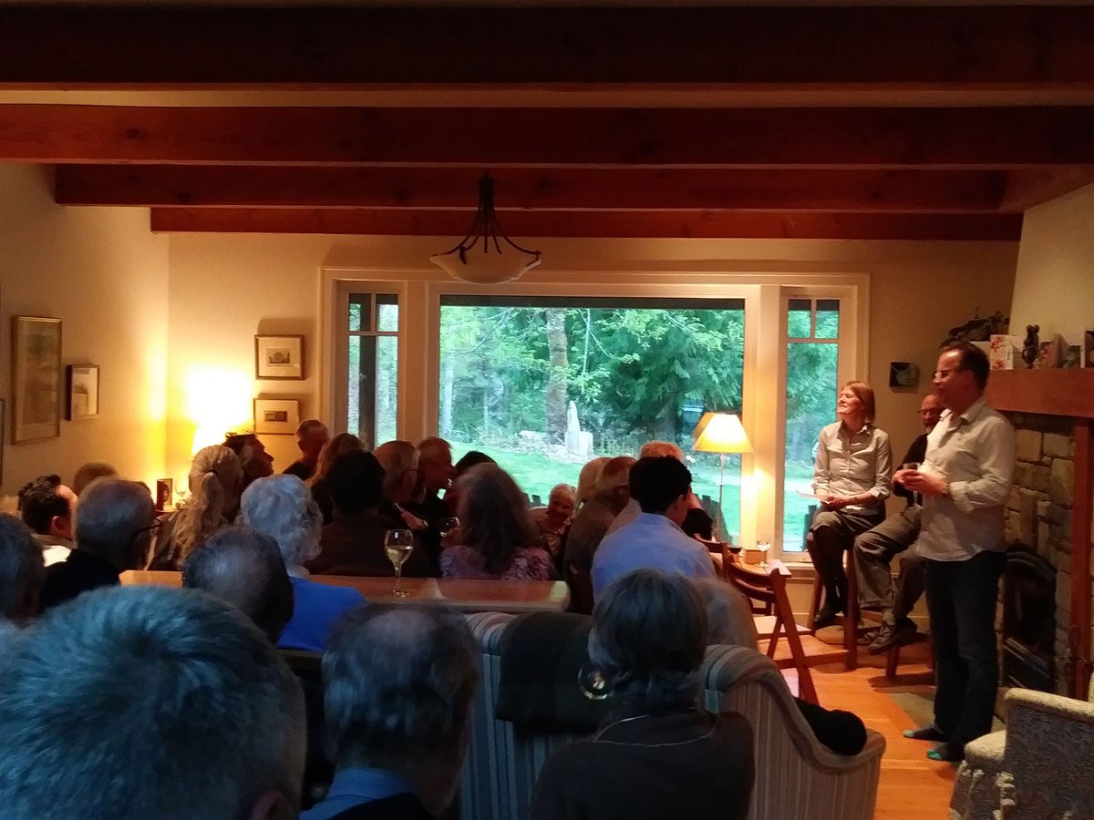 Thanks <a href="/globepmartin/">Patrick Martin</a> <a href="/deborahcampbell/">Deborah Campbell</a> for last night's #saltspringforum salon discussion about the Middle East!