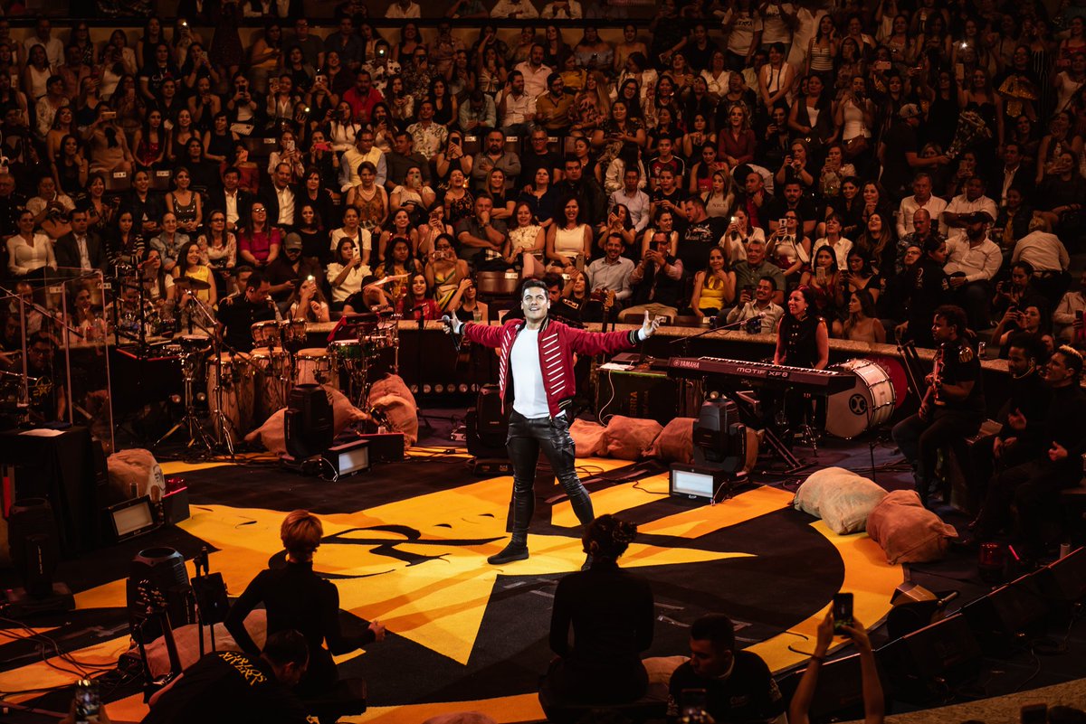 FNSM_Oficial's tweet image. La presentación de Carlos Rivera el día de ayer en la inauguración de la #FNSM2019 con un lleno total y un espectáculo de primer nivel.
Quién irá el día de hoy al Palenque de la Feria segundo show?