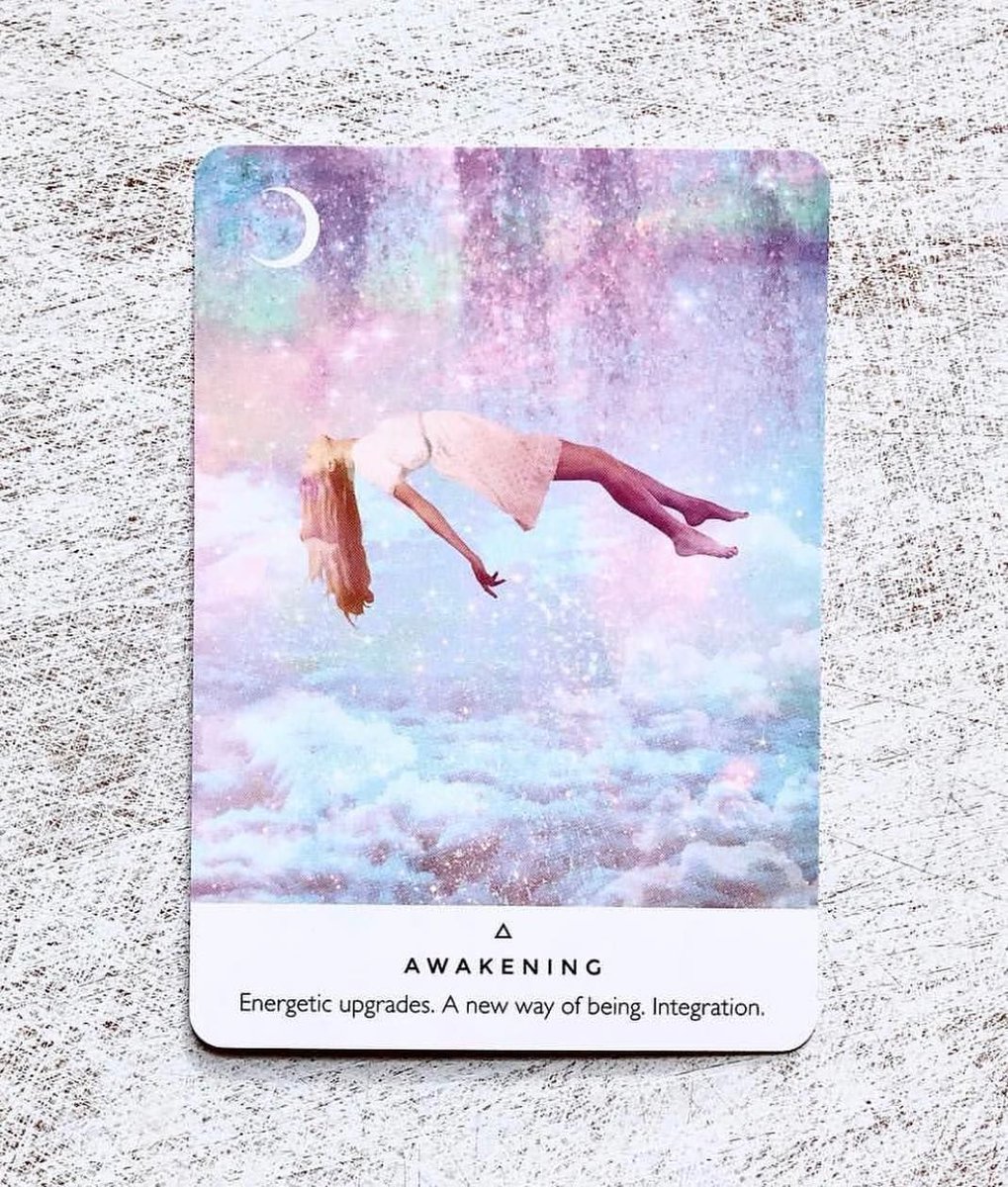 PursuitMagic's tweet photo. I got so inspired by this beautiful tarot card by @starchildtarot it started to talk to me! Life is full of opportunities to evolve, and we all have the possibility to awaken ourselves and find our true purpose. #soulfulsunday #soulhealing #tarot #spiritualgrowth #spirituality https://t.co/StHOOOp8n1