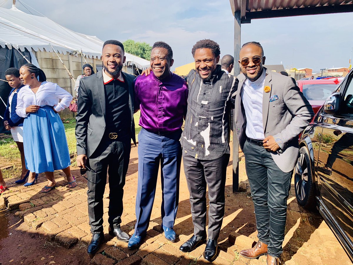 All the kingdoms of the world are under The Kingdom Of God Our Father.🙏🏾🙏🏾😇😇⛪️⛪️🦅🦅🦅🦅....what a divine appointment with <a href="/MbuyiseniNdlozi/">Mbuyiseni Ndlozi</a>  in <a href="/dubeHighpraise/">High Praise Centre</a> <a href="/Highpraise4/">Highpraise</a> <a href="/DubeBrothers/">Dube Brothers</a> <a href="/destine_d1/">Sihle Dube</a>  <a href="/TeezyFresh4ever/">Mthokozisi Dube</a>