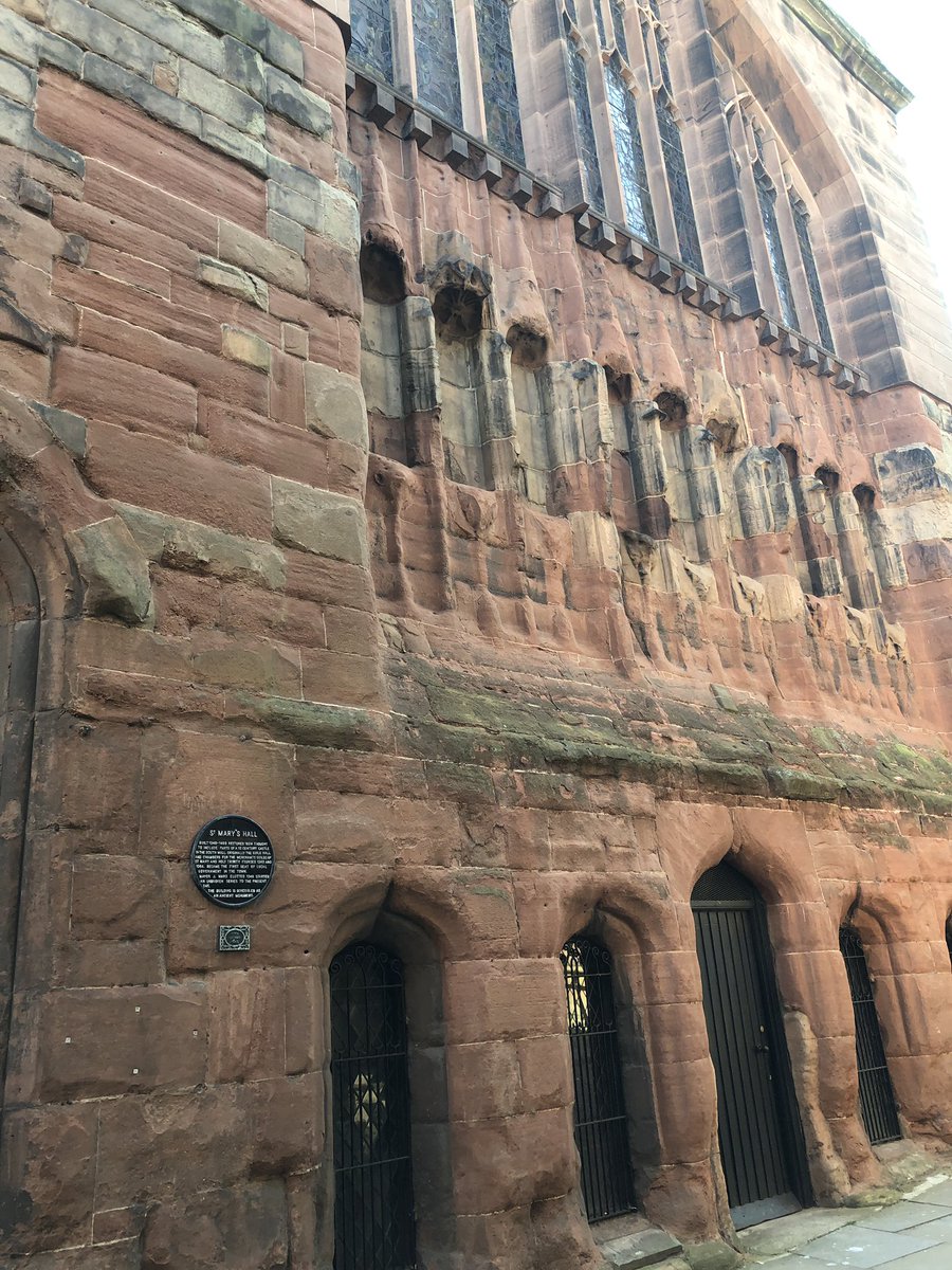 nortyrudegirl's tweet image. #stmarysguildhall#coventry#opendays#summer#fun#walks 💙
