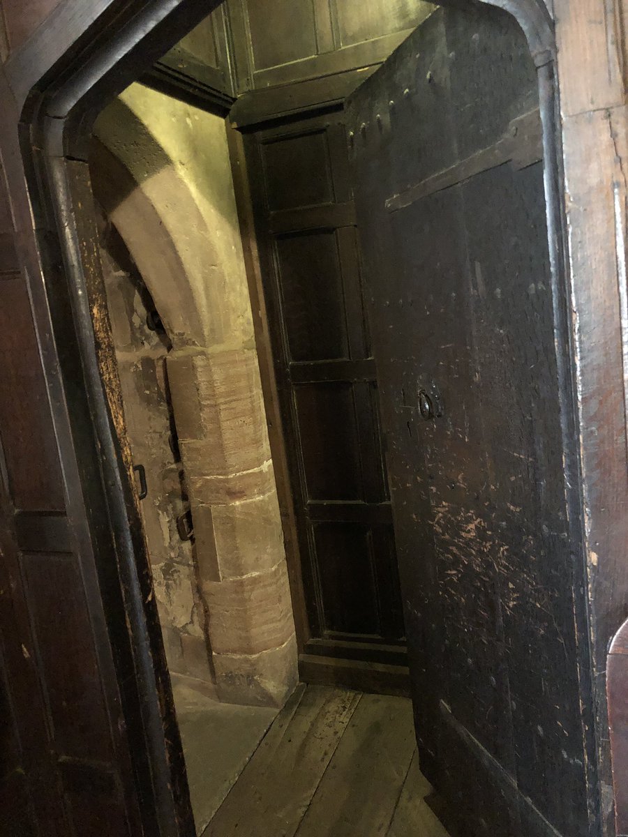 nortyrudegirl's tweet image. #stmarysguildhall#coventry#opendays#summer#fun#walks 💙