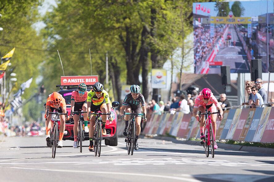 SorayaPaladin's tweet photo. What a race! ๐ฅ๐คฉ Top 5 at @amstelgoldrace ๐ป Iโm super happy!! Thanks @alecipolliniteam ๐ค๐ฝ๐๐ผ
#cyclinglife #alecycling #IAmAle #selleitalia #enjoyyourride #rudyworld #rudyproject #MCipolliniPassion #NK1K #withDMT #windtex #stormshield #weimagine #weinvent #wetest #ursuswheels https://t.co/u0oVuvyfbU