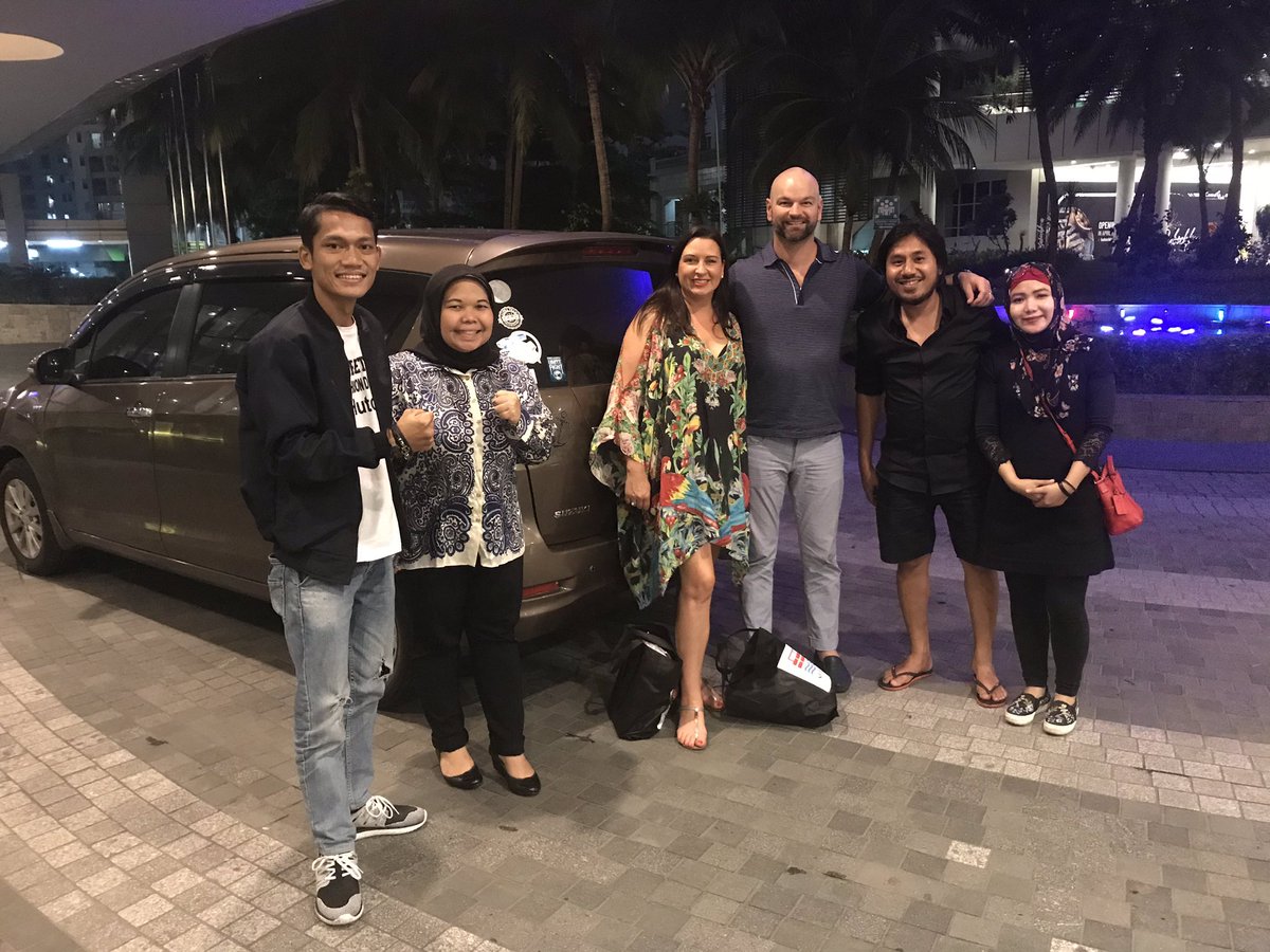 JamieNewlynMUA's tweet photo. I caught up with some inspiring Indonesian Unionists tonight! They fight every day against multi nationals (Hutchison/ ICTSI) sacking Indonesian Workers like “Ricksi” for being union. Workers of the world unite! #byehutchison @MaritimeUnionAU @unionsaustralia @SPJICT https://t.co/T0nG3Mqj5p