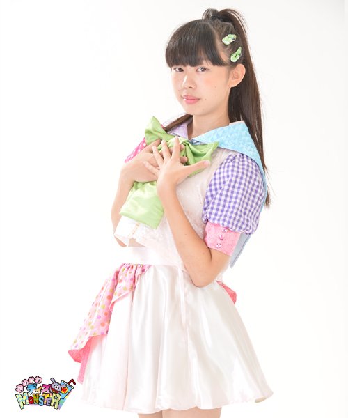 PumpkinDXQ's tweet photo. Next up is the absolute sweetheart of an idol, Arin Himeno, age 18! Her signature color is green!
Hometown: Tokyo
Height: 159.8 cm
Hobbies: Touring theme parks
Special skill: Can always laugh https://t.co/4GJRwx3eTd