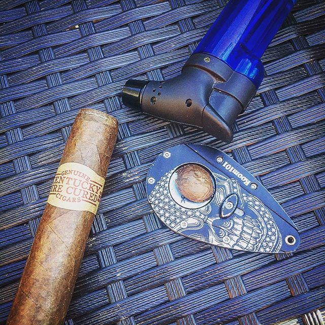 tigsoldbits's tweet photo. 🍂🔥SMOKEYSUNDAY🔥🍂
TiGS OLD BiTS SALOON 
CiGAR SLiNGiN🍂
WHiSKY SHoTTiN....🥃
PoKER HUSTLERS ♠️♥️♣️♦️🃏
OPEN FRiDAY and SATURDAY FROM  18:00
#SOUTHSIDE...
TiGS OLD BiTS 
22 HIGH STREET 
OLD TOWN LEAM 
CV311LW  #whiskey #whisky #cigars #cigarboss #ciga… https://t.co/ye7KXZKggD https://t.co/VeYTGd3CDn