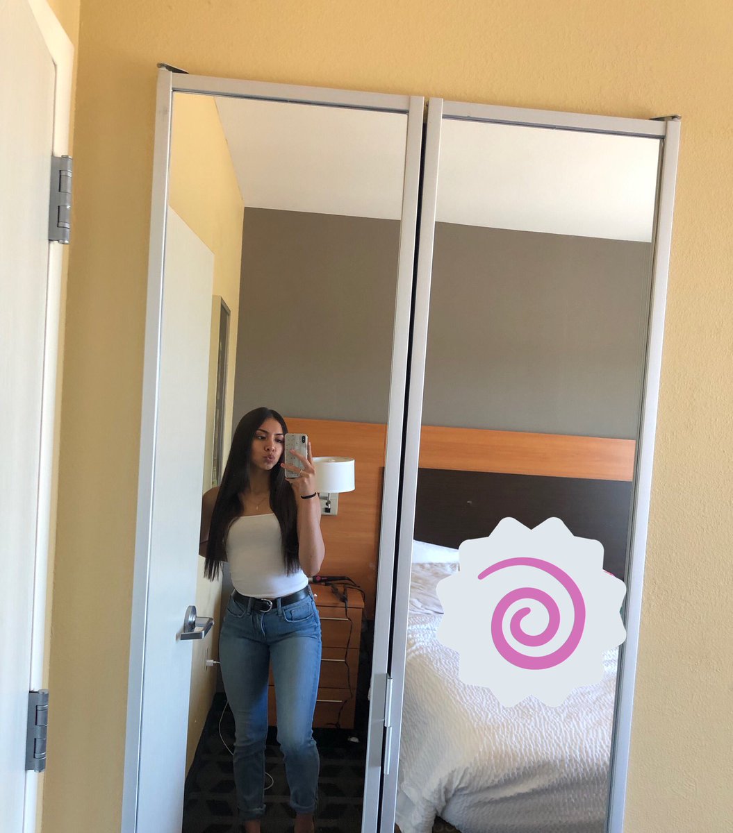 yessenia__m's tweet photo. my face don’t look good but my body does, so we good here :) https://t.co/HHb1FaVd8K