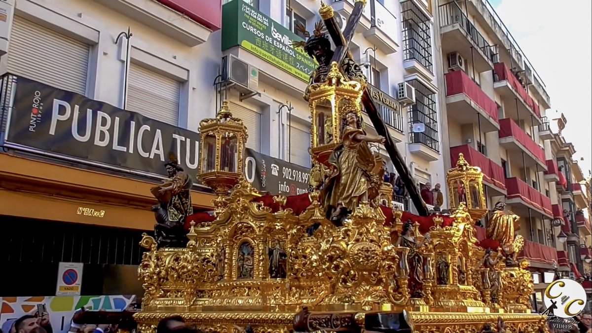 Vídeo de la Hermandad de los Gitanos subiendo la Cuesta del Rosario. <a href="/Hdad_LosGitanos/">Hermandad de Los Gitanos</a> <a href="/LosGitanosSM/">Sección Musical Los Gitanos</a> <a href="/BandalasNieves/">Las Nieves de Olivares</a> 

➡️ youtu.be/VubY46qF66M
