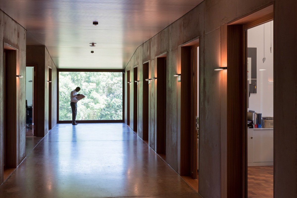 ThePlacesAfrica's tweet photo. Embassy of Switzerland🇨🇭, Nairobi 🇰🇪

Lead Architects: Philip Röösli, Christian Maeder 

Photographs: Iwan Baan, Fabio Idini @ArchDaily — #MagicOfKenya

https://t.co/8nuxASHeP8