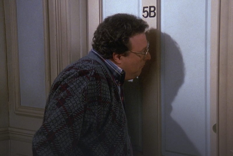 Seinfeld2000's tweet photo. "kanye open up i know youre in there" https://t.co/RMj639BiiN