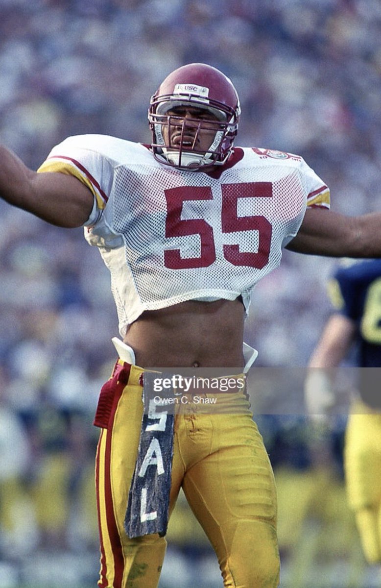 swoll1's tweet photo. I highly suggest that if you really want the ups and downs perspective on being an NFL star and the reality of the life of my friend and former teammate “JuneBug” that you watch his 30 for 30.. I knew some of the story but this hits home like no other.. #FightOn #sayow #jrseau https://t.co/T5spvxqfFp