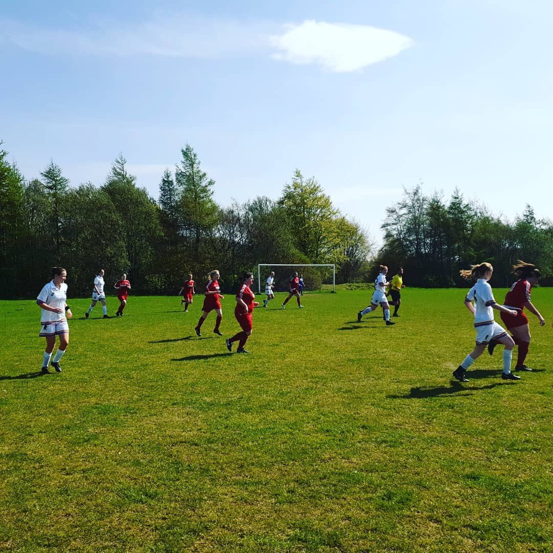 ⚽️FT RESULT⚽️

Pollok Ladies - 6
United Glasgow - 1

🏁🏁🏁🏁

Pollok Ladies grabbed another 3 points after a tough game in scorching weather ☀️. Well done to all the girls today in that heat. 🙌🏼💪🏼 

Scorers - Gallacher (5) &amp; O’Donnell (1)

#wearePOLLOK #MTLN #MTLLN 
⚫️⚪️⚫️⚪️