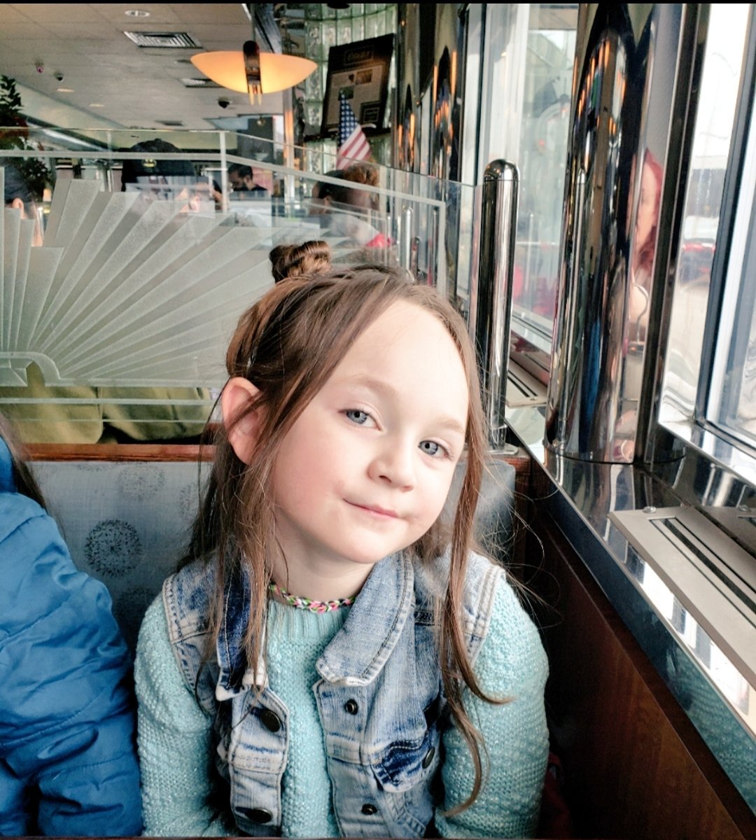 1Gabbriella's tweet photo. My sister Gia https://t.co/wjt0YRGnoT