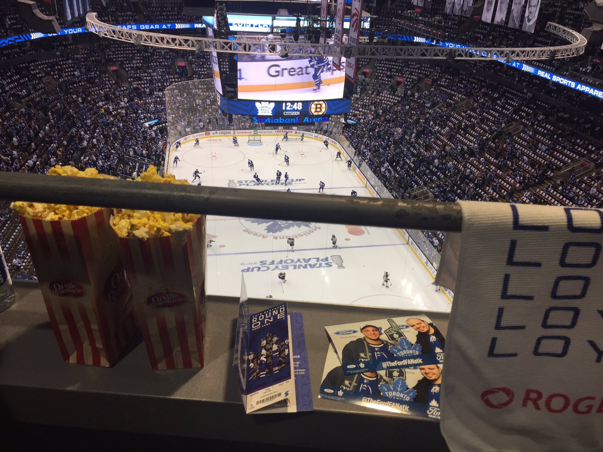KevG_020's tweet photo. @TheFordFANatic These sears are AMAZING!!!!!! Thank you Sarah! #FordPlayoffDrive #FansGoFurther #LeafsForever #TMLtalk #StanleyCup https://t.co/fOOxqei8xU