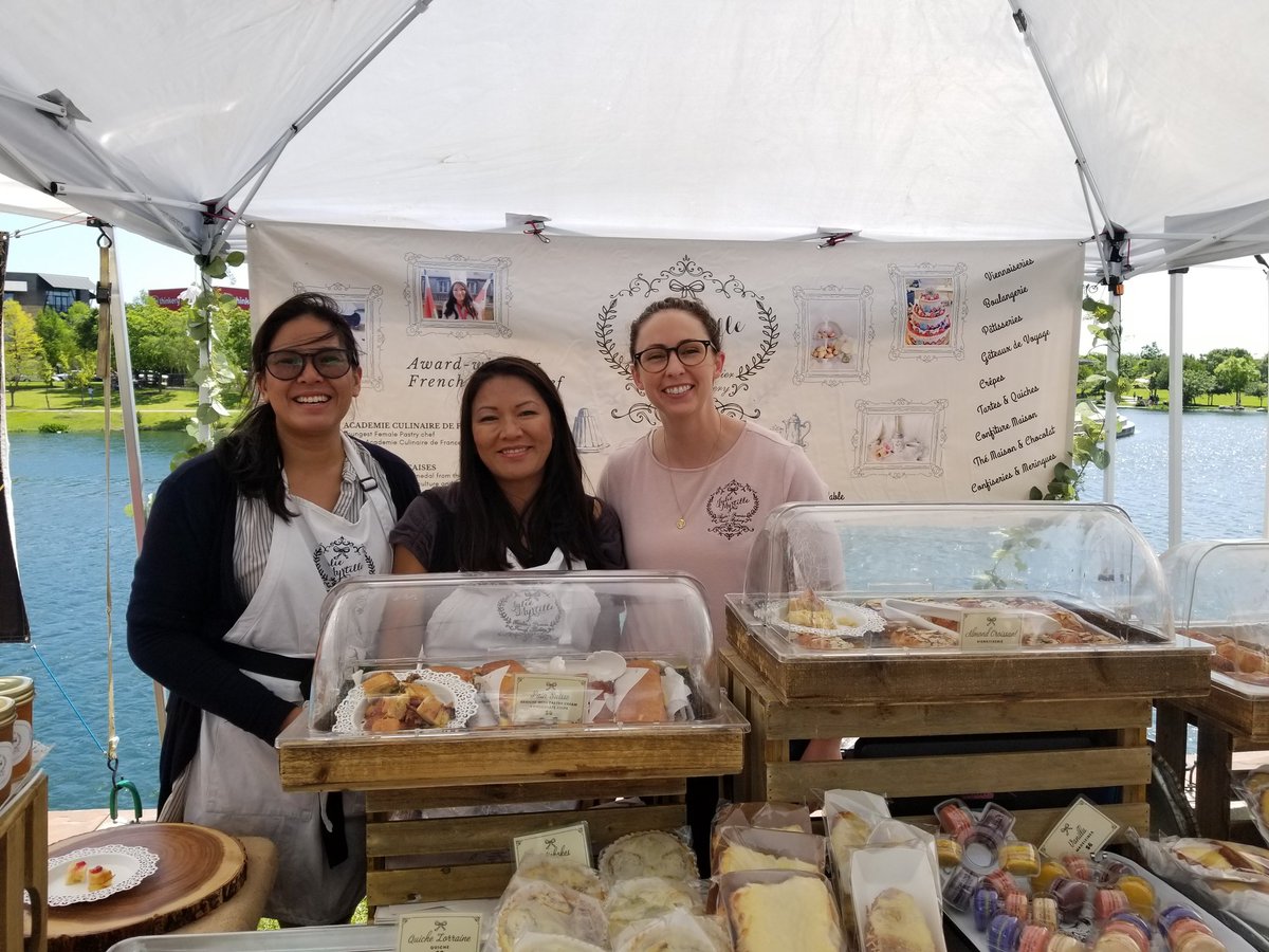 CJasontx's tweet image. Checking out the Texas market in Austin. 

#texasfarmersmarket