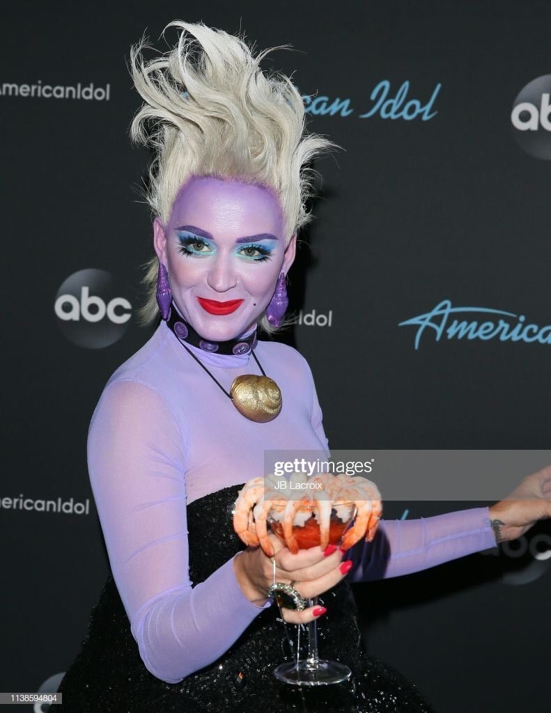ITSPOPBRASIL's tweet photo. Ela doida assim mesmo #AmericanIdol https://t.co/y5mPP38ztO