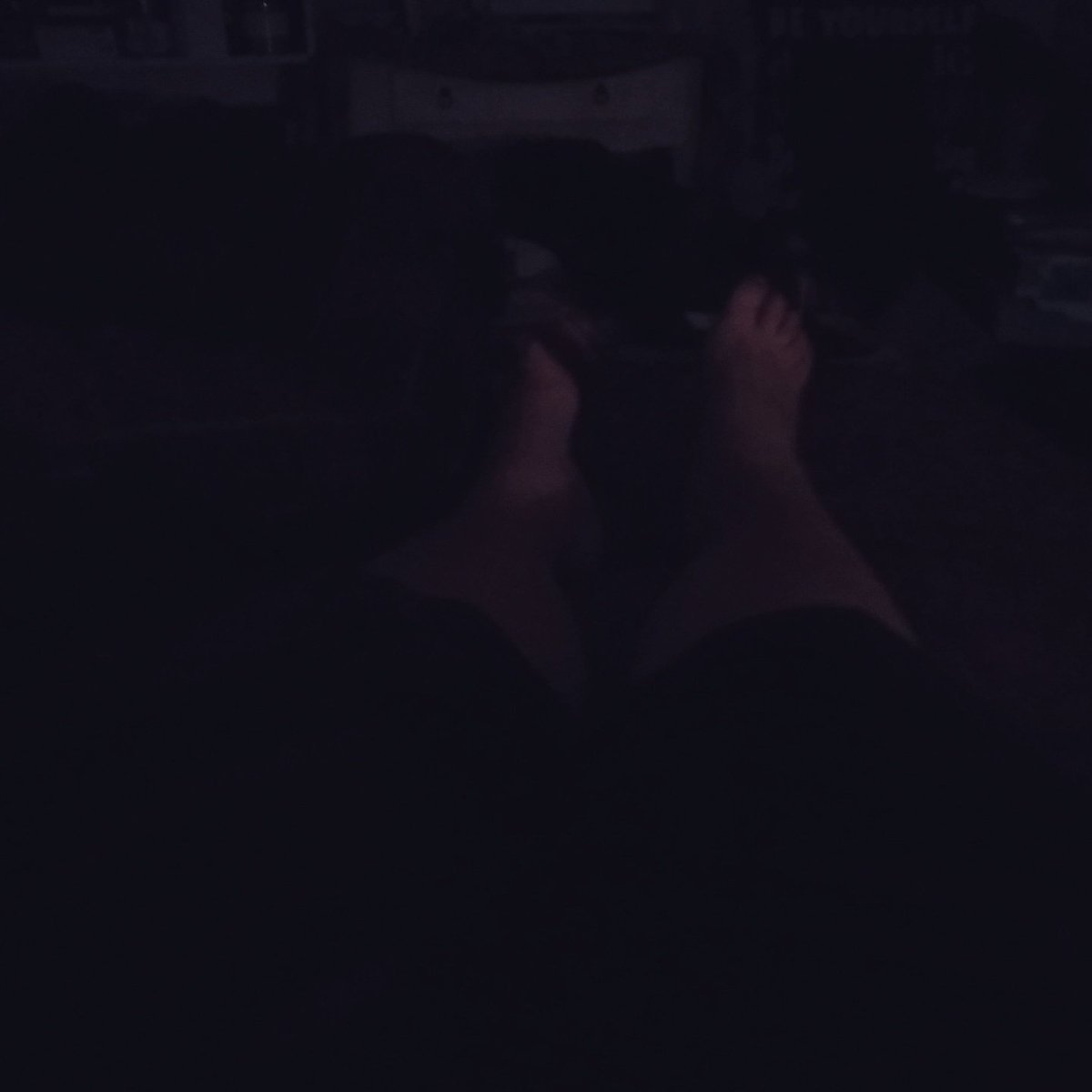 deadlygardener's tweet photo. #toohottosleep  #tooearlyforthiscrap https://t.co/x1Bz45rpam