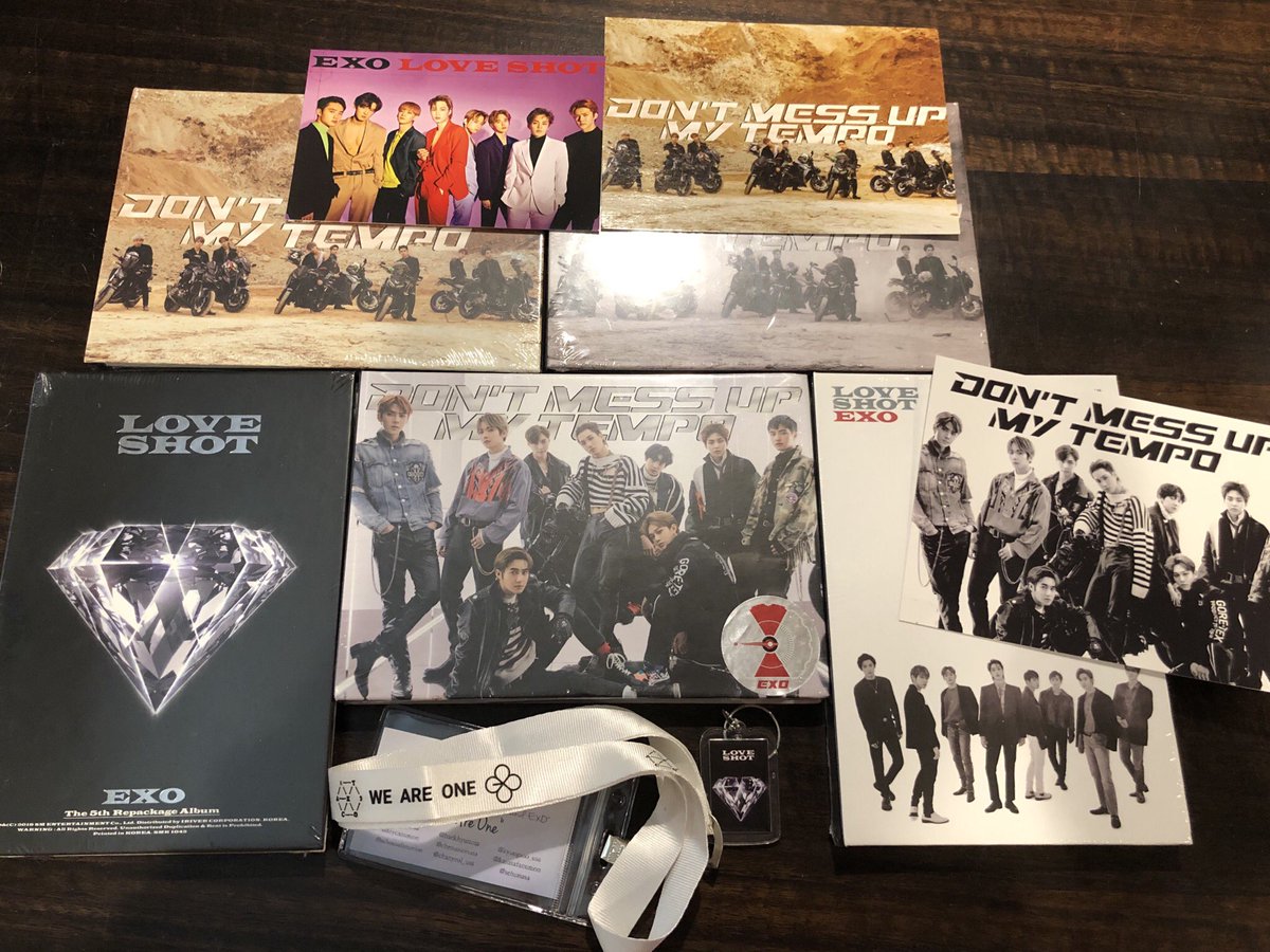 Sujun23's tweet photo. Came home to my albums and free items! π₯° Thank you @LayUSAUnion for this GO and always supporting our boys! Also for the free items, I love the land yard! I canβt wait to use it! #LayUSAUnionGO #EXOUSAUnionGO @weareoneEXO #EXO https://t.co/B7eyQlsFqK