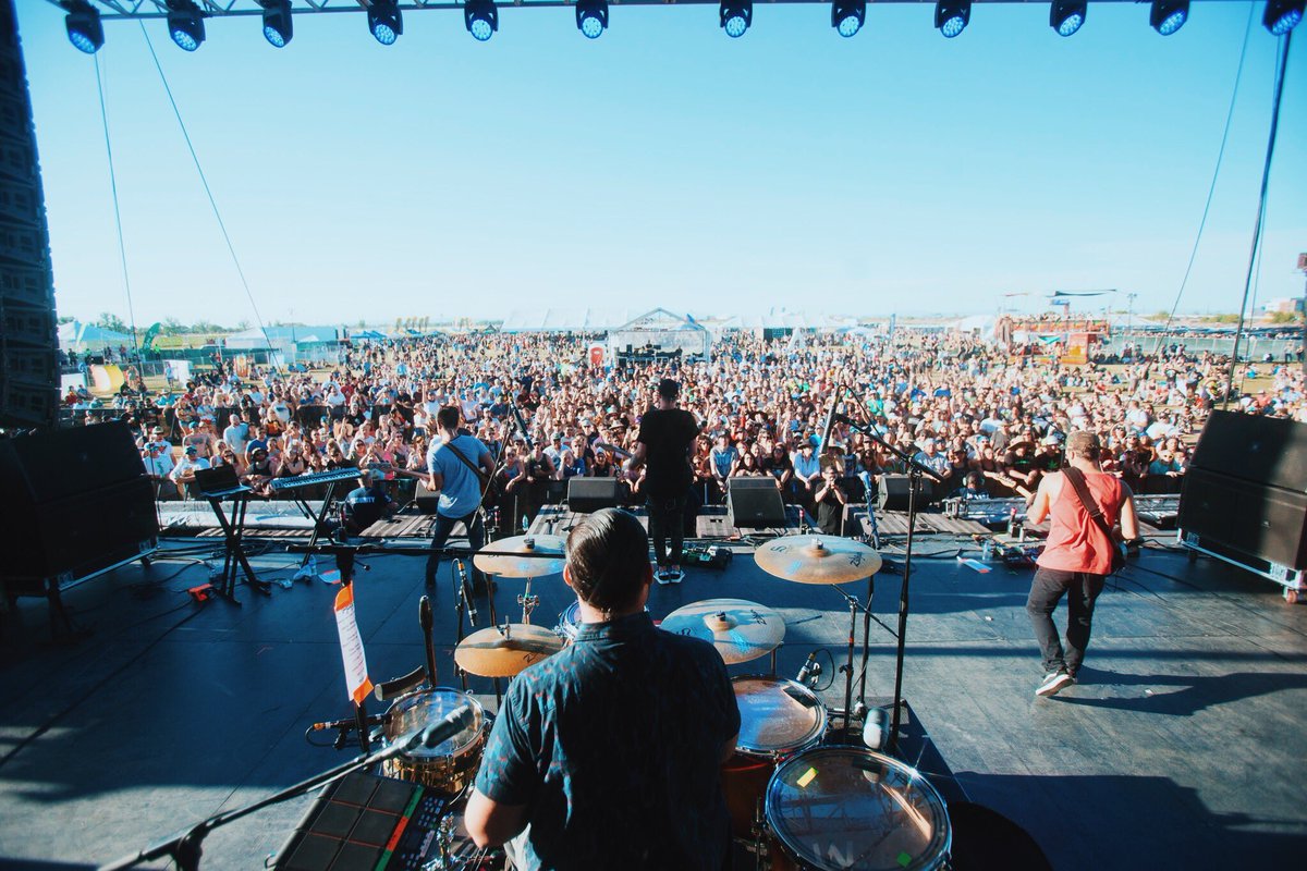 PacificDub's tweet photo. We’re so grateful for everyone who hung out with us at @onthegrassfest yesterday 🙌🏼🙏🏼❤️ 📷: @chrisfiq https://t.co/mmDHr8bzxd