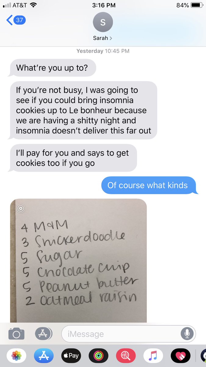 jawndawnlawn's tweet image. My sister works at @LeBonheurChild and she and her coworkers were having a bad night yesterday so she asked if I could get insomnia for them. Then @insomniacookies came in clutch with free cookies and brownies for all the nurses.