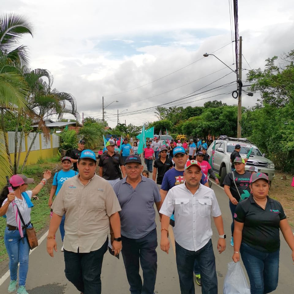 Seguimos nuestro recorrido por todo el Distrito casa por Casa...
#Bugaba
#AhoraEsCuando
#LoBuenoVuelve
Mi Compromiso, mi Gente!
<a href="/romuloroux/">Rómulo Roux</a> <a href="/ronyarauz/">Rony Arauz</a> <a href="/CaDemocratico/">Cambio Democrático</a>