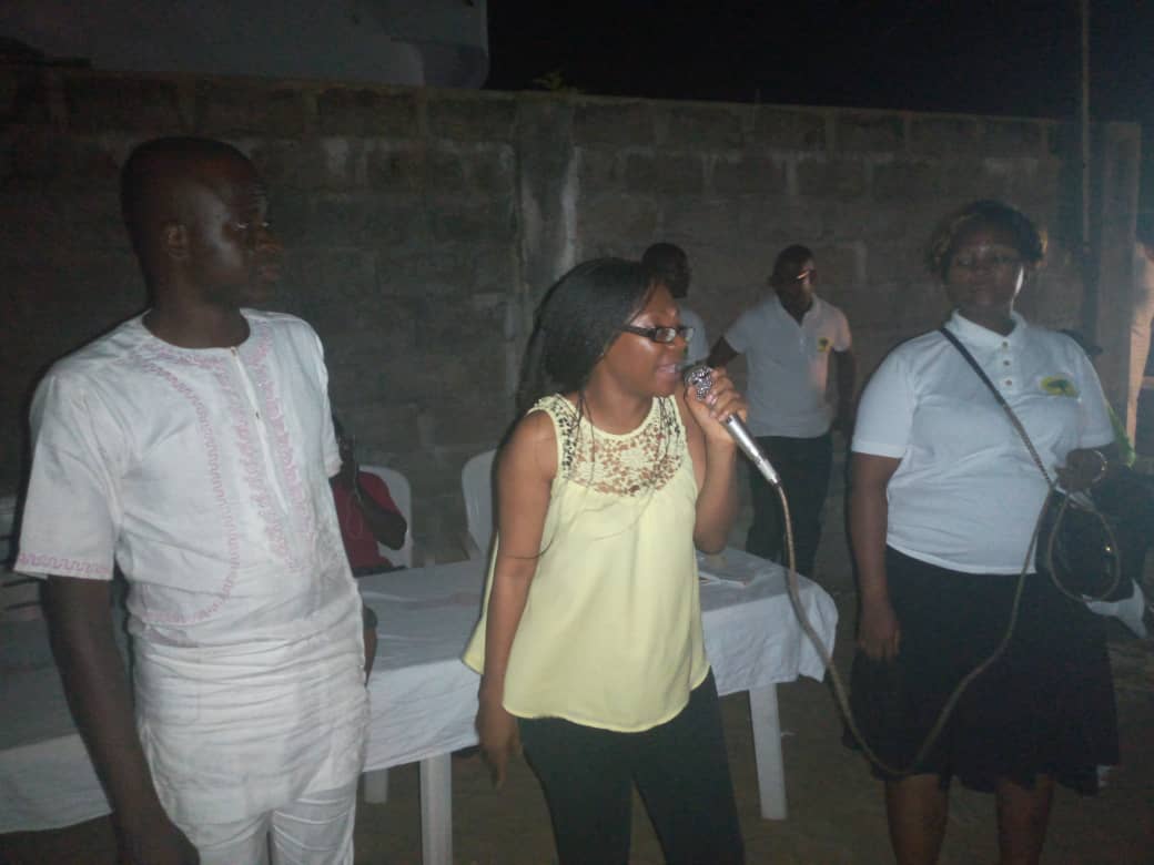 10ème jour de la #CampagneÉlectorale: la candidate <a href="/drsedamimedegan/">Dr. Sèdami Medegan Fagla</a> échange avec les conducteurs de taxi-moto et la jeunesse de #Tokplégbé, un quartier du 1er arrond de #Cotonou, dans la 15ème circ électorale. #wasexo #UnionProgressiste #PolitiqueBenin #Législatives2019