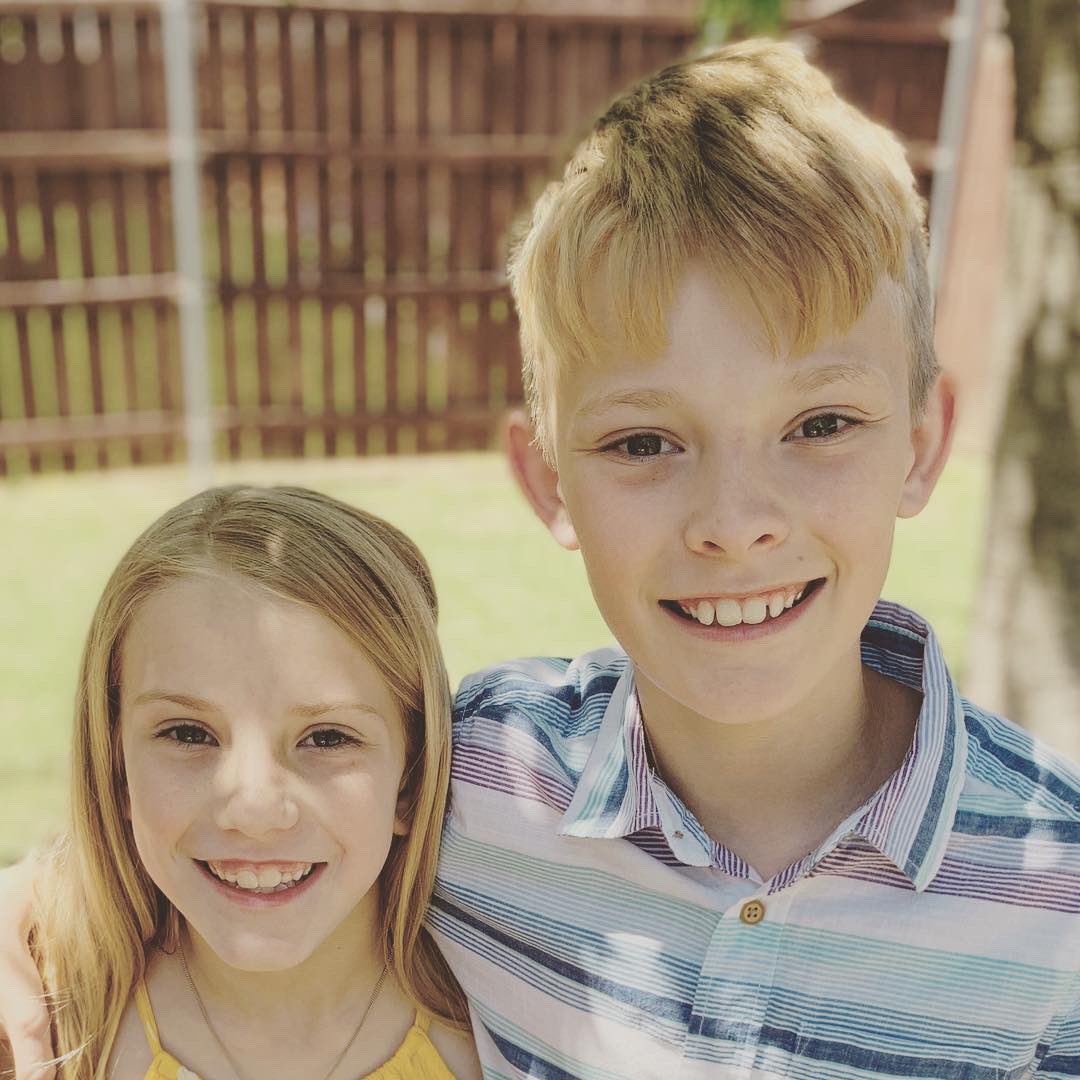 camie_walker's tweet photo. Happy Resurrection Day! ✝️ @thewalnutridge #wrbc #HeIsRisen https://t.co/ush07bvfeI