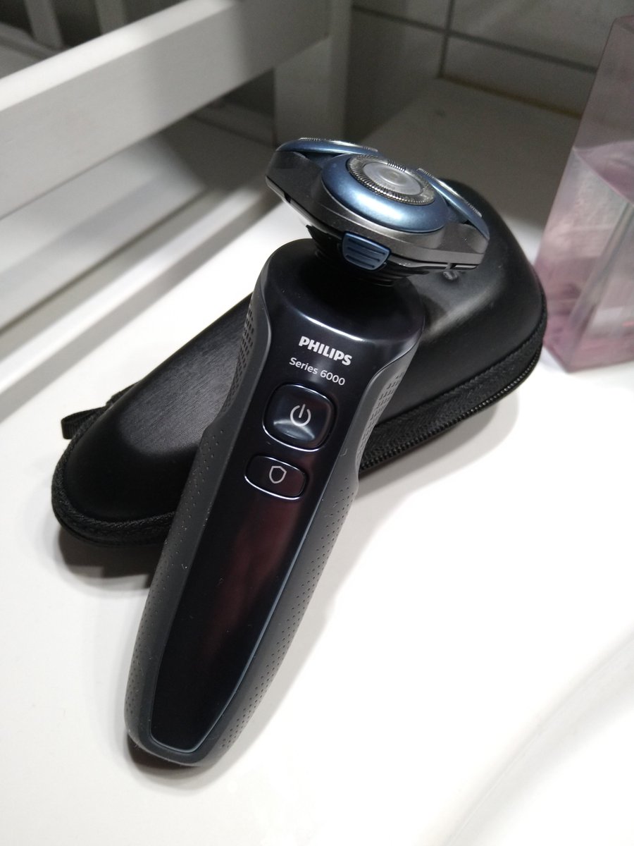 mikbja's tweet photo. Resultatet blir bra, men det tar lite tid. Mjuk och len :) #shaver6000buzz #philipsnordics #buzzador #reklam https://t.co/xqsGKE2G7S