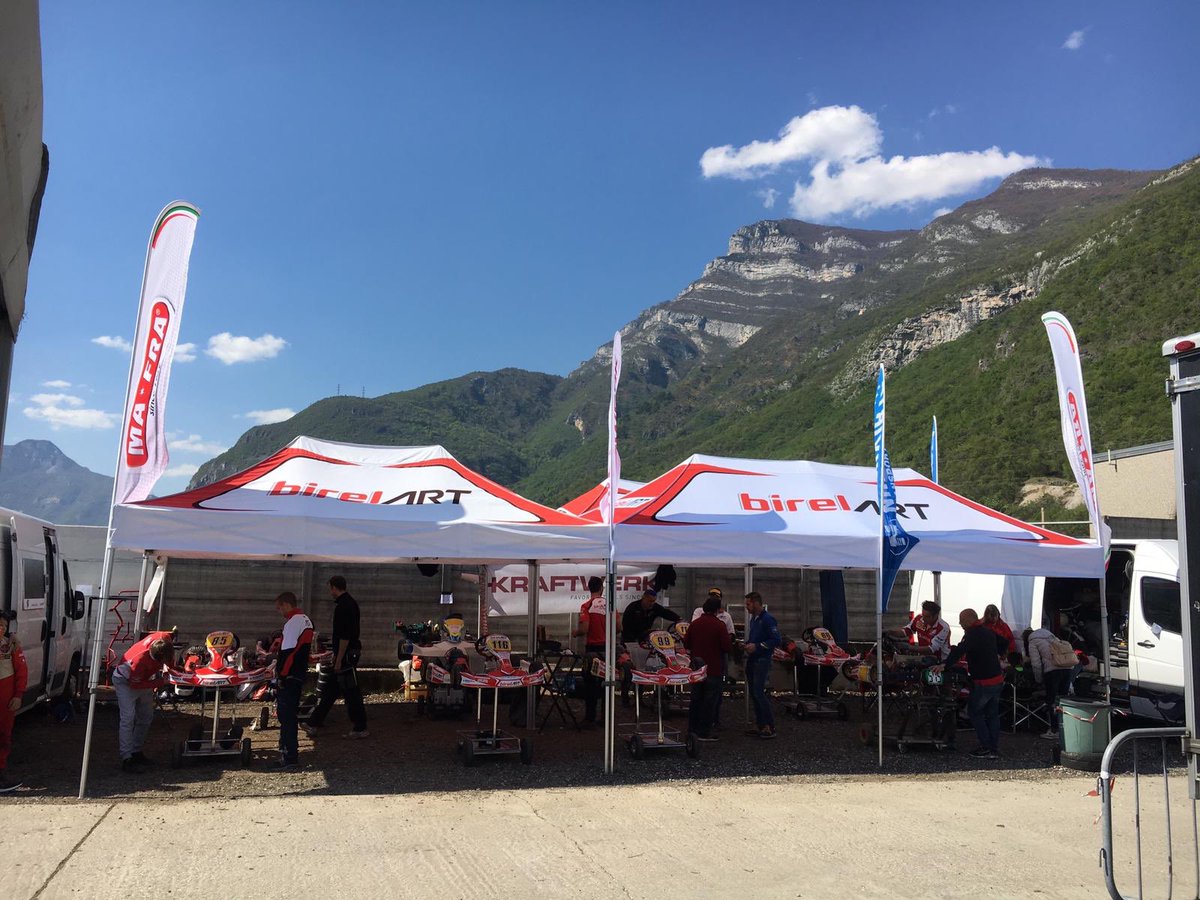 SUPER WEEK END ad ALA DI TRENTO

LA KARTING SCHOOL BIREL ART DOMINA LA 60 e 100 Easykart nel campionato EASYKART SVIZZERA !!!