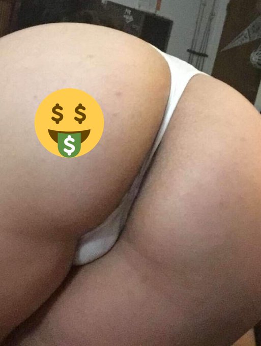 Come check out my Snapchat sunflower1353 i also have premium ask me about it sexy https://t.co/pluHs<a href="/tag/newprofilepic"class="tags"><span>#newprofilepic</span></a>