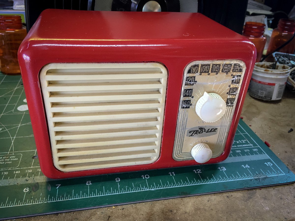 VisionBridge's tweet photo. I like to repurpose non working vintage radios into working Bluetooth speakers. Here is a Trav-Ler Model 5054 circa 1947 radio that can now play content from a phone, tablet or any Bluetooth device. Nue Soul Radio on Etsy. #vintage #Bluetoothspeaker https://t.co/H4q8lQrIaQ