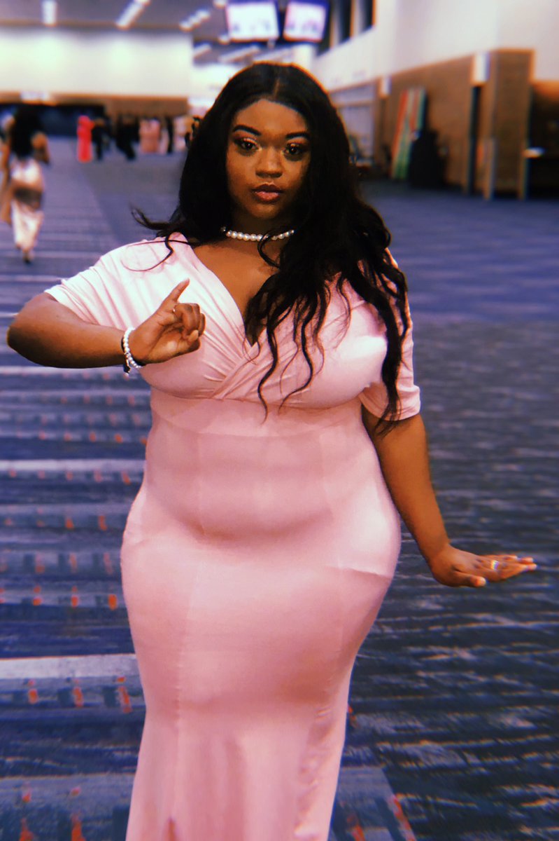 chillxxcourt's tweet photo. Nothing you desire compares with her.👑#SCRC2019 ✨ https://t.co/WJd3cwFGHR