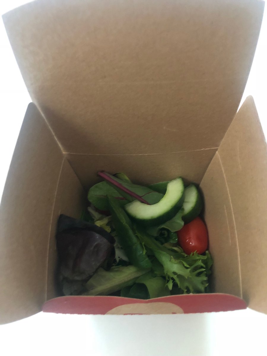 ClaireBell27's tweet photo. ⁦@NandosUK⁩ ⁦@DeliverooHelp⁩ Wouldn’t class 2 bits of cucumber, some lettuce leaves and one tomato as a ‘side salad’. Would you?! Ordered from Finsbury Park branch via Deliveroo. https://t.co/bfidIONOcC