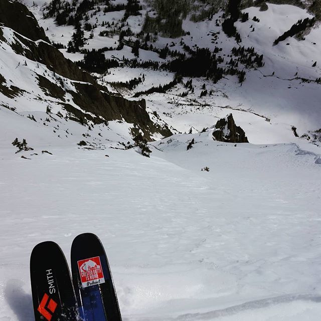 FrankKonsella's tweet photo. Yesterday's ski, classic as ever.
#crestedbutte #crestedbutteishome #backcountry #backcountryskiing #springskiing #snownotsand #ski #skiing #coloradoskiing #notoverit #coloradobackcountry #visitgcb #thinksteepthoughts
@blackdiamond @smithoptics https://t.co/zYHRy5y4gs https://t.co/COQzm9Yn62
