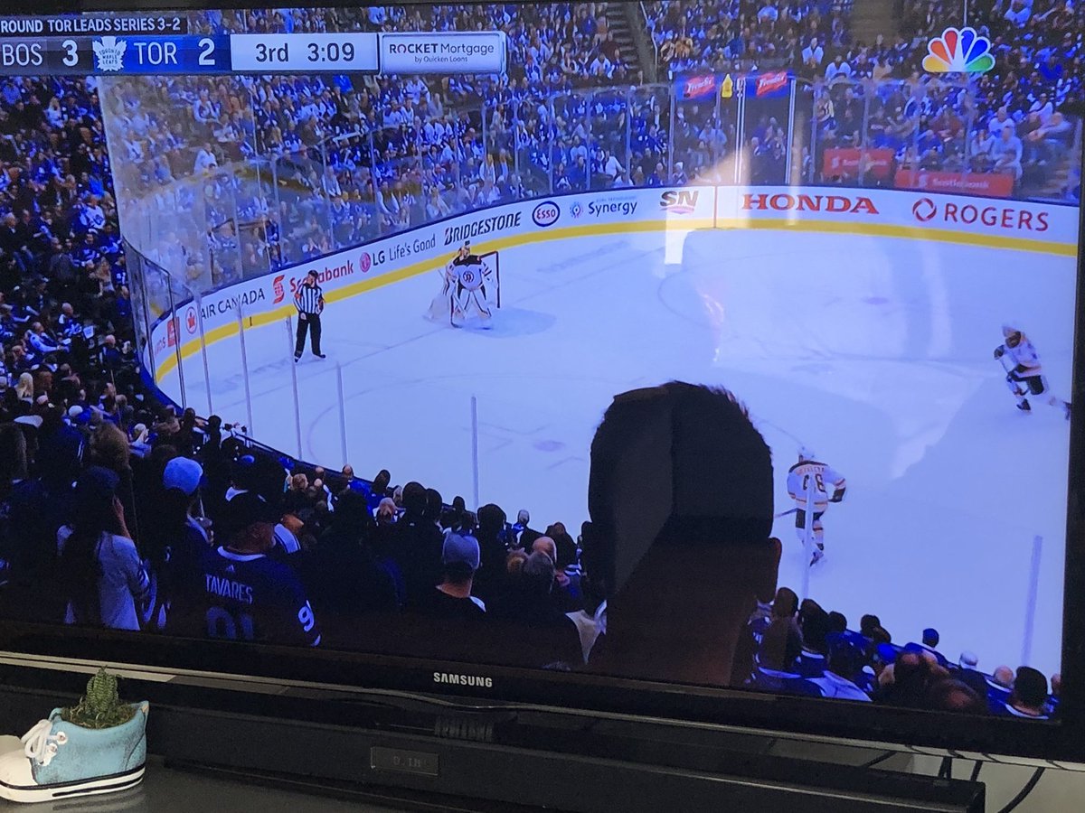 DennisLisberger's tweet image. Down in front guy!! Come on @NBCSports @NHL #NHLPlayoffs #obstructedview #MapleLeafs #Bruins