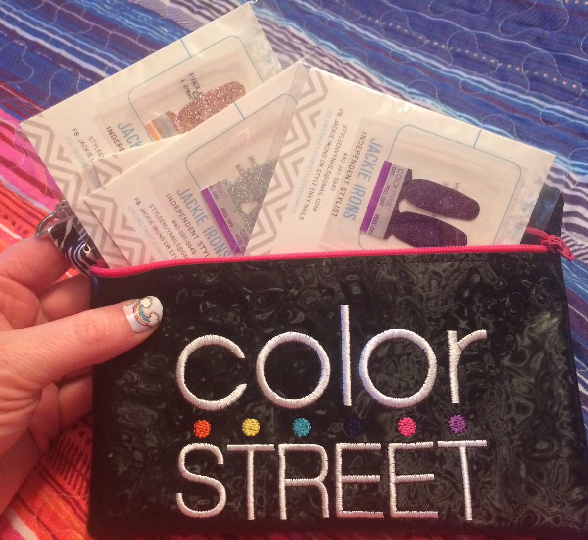 SimpleeSimple2's tweet image. Tinyurl.com/gigglesnails FREE SAMPLE!! PM me!