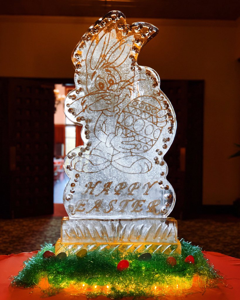 OFCC_1915's tweet photo. From everyone here at Olympia Fields, Happy Easter to you and yours. 🐰💐 #IceIceBaby #OFCCEvents #HappyEaster https://t.co/oR1fDV7lCU