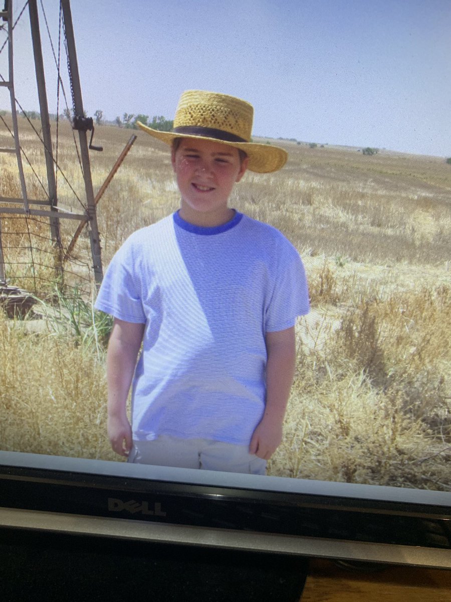 TB_Deuce21's tweet photo. A lot can change between 5th grade and senior year 😂😅 https://t.co/NVsAw1CXbS