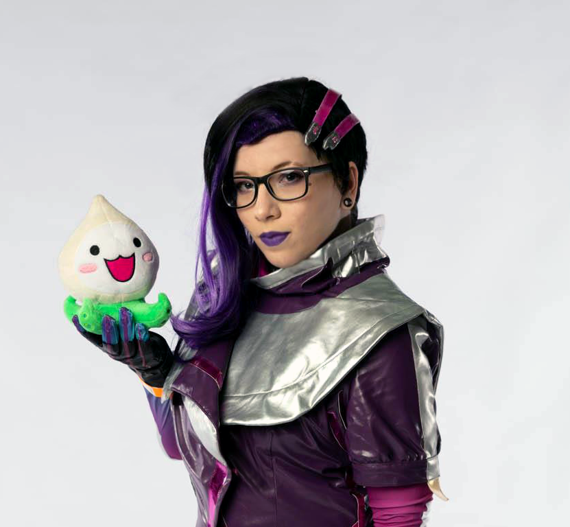 varlasell's tweet photo. "Everything can be hacked.. And everyone." Sombra - Overwatch. @PlayOverwatch @Blizzard_Ent @carolinaravassa #cosplay #overwatch #overwatchcosplay #sombracosplay #fanxspring2019 https://t.co/erkoAbCPKl